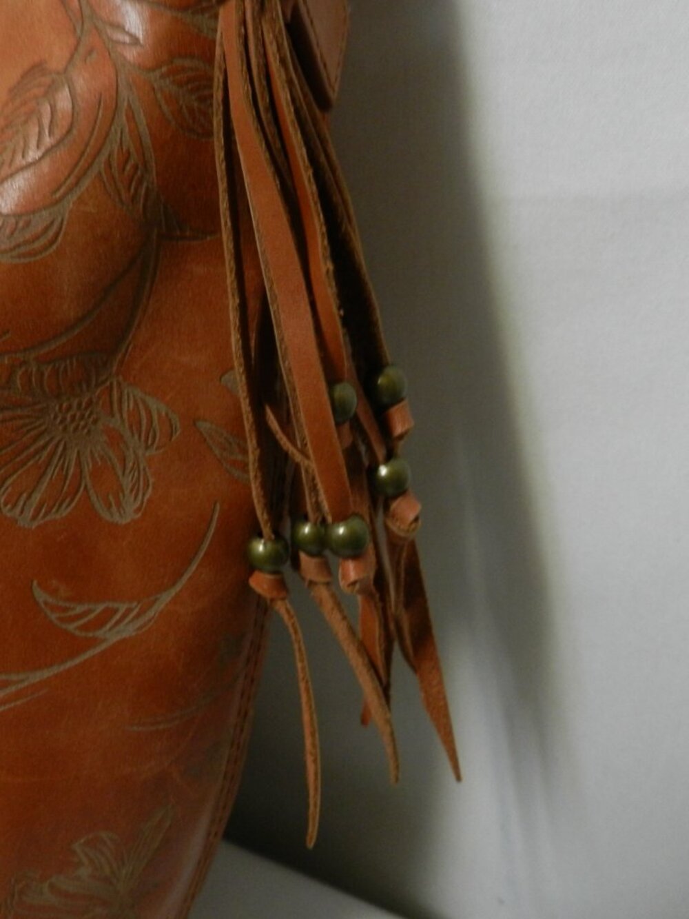 The Sak Sequoia Leather tooled hobo shoulder bag purse zip top outside pockets - Picture 9 of 16